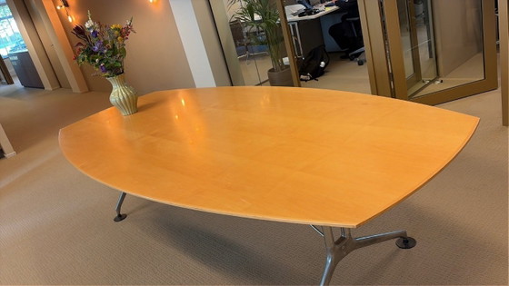 Vitra Eames Segmented Table Wood - Chrome – Dining tables (photo 3 of 7)