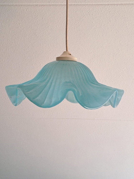 Image 1 of Lampada a sospensione in vetro opalino blu francese