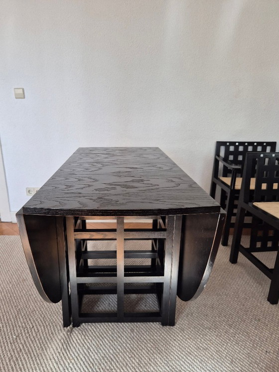 Image 1 of Diseño clásico: conjunto Mackintosh con mesa DS1 y sillas DS3 y DS4.