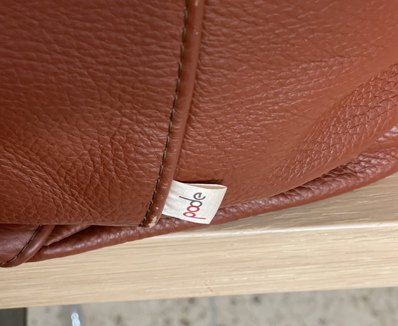 Image 1 of Puf Pode Boya