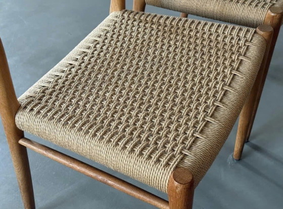Image 1 of Ensemble de 2 chaises de salle à manger Niels Otto Moller / Møller modèle 75, années 1950