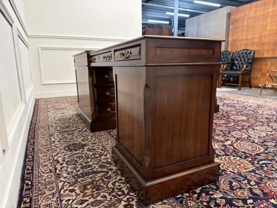 Original Globe Wernicke Corner Desk – Leather, Wood (photo 7 of 23)