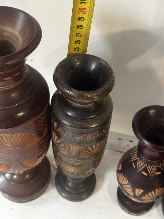Set di 5 vasi/portacandele in legno vintage di metà secolo – Artisanat mid-century, Oggetti decorativi, Wood (photo 12 of 15)
