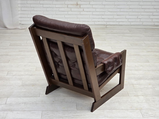 Image 1 of 1970, Scandinavische fauteuil met hoge rugleuning, bruin meubelleder, donker beukenhout.