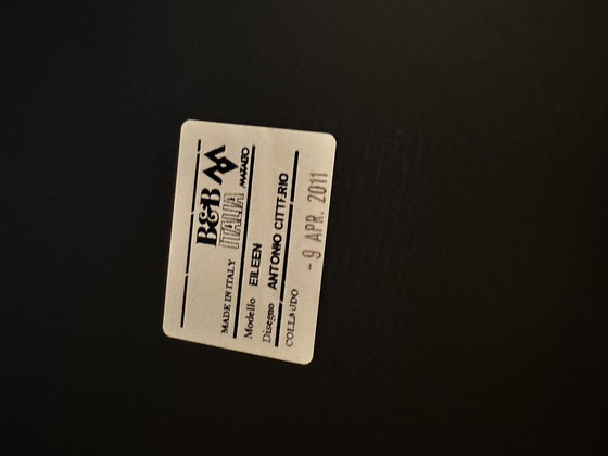 Image 1 of Mesita auxiliar Eileen de B&B Italia, color negro.