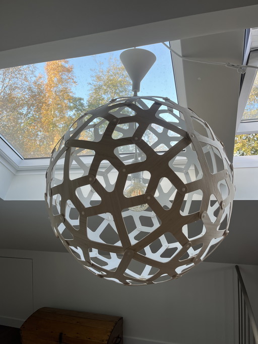 Lámpara colgante David Trubridge Coral de 60 cm