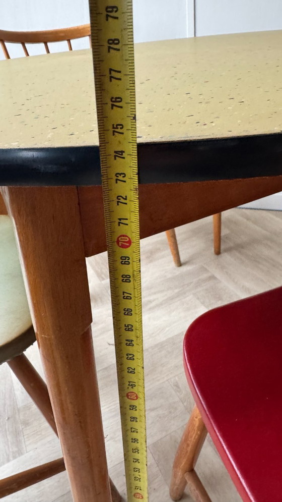 Image 1 of Silla de láminas 4x con tablero de terrazo