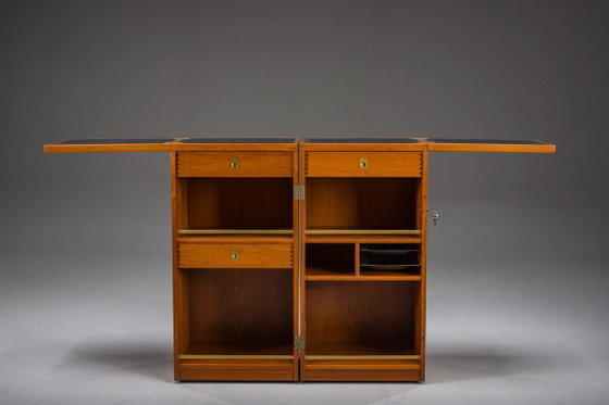 Vintage Teak Bar Cabinet by Reno Wahl Iversen for Dyrlund, Denmark, 1960s – Bar carts, Wood (photo 5 of 24)