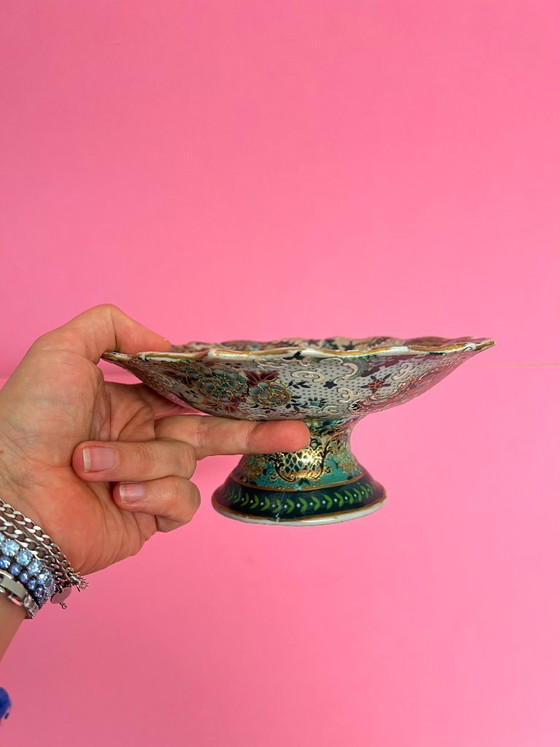 Image 1 of Vintage Satsuma pedestal serving dish, Japanese bird-themed serving dish