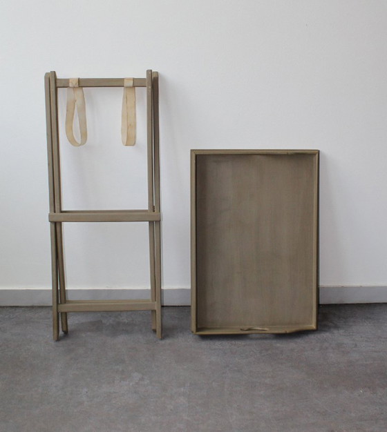 Plateau de service pliant et amovible en bois peint taupe – Tables d'appoint, Wood (photo 9 of 9)