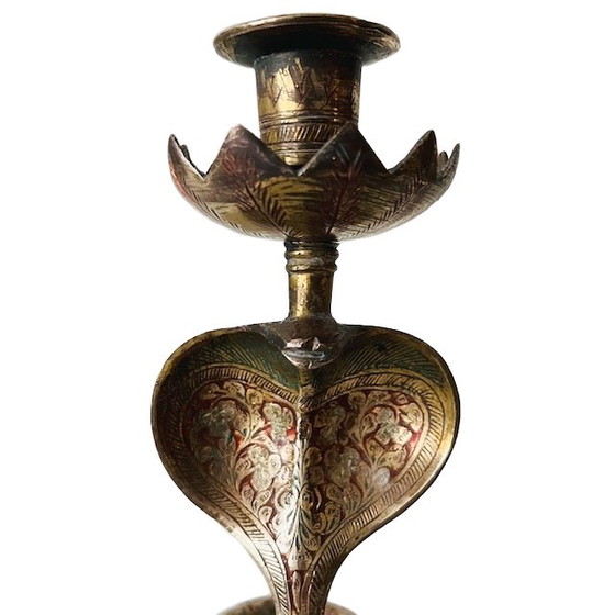 Image 1 of Vintage mid-century Indiaanse messing Cobra slang kandelaar 1970's