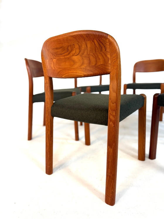 Image 1 of 6 sedie da pranzo danesi restaurate, EMC Møbler '80