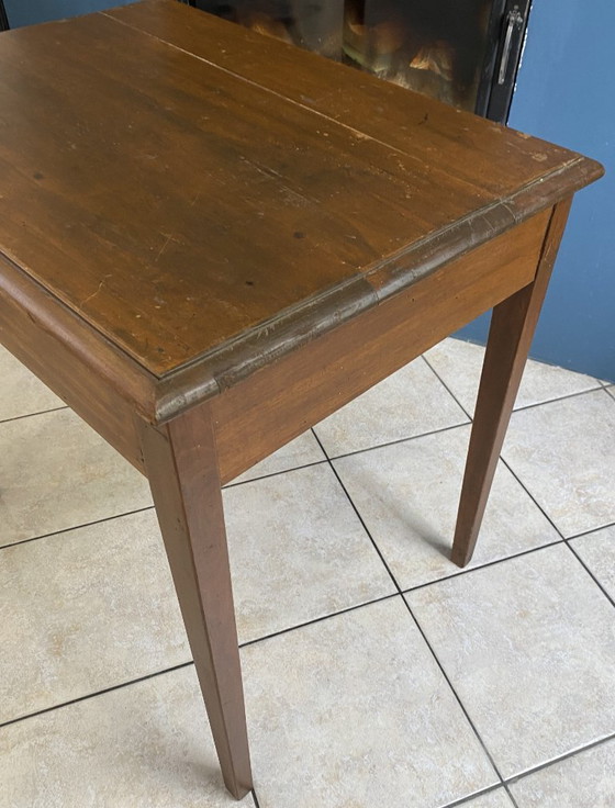 Schreibtisch mit einer großen Schublade aus massiver Eiche, um 1950, 78 x 58 cm – Wood (photo 7 of 19)