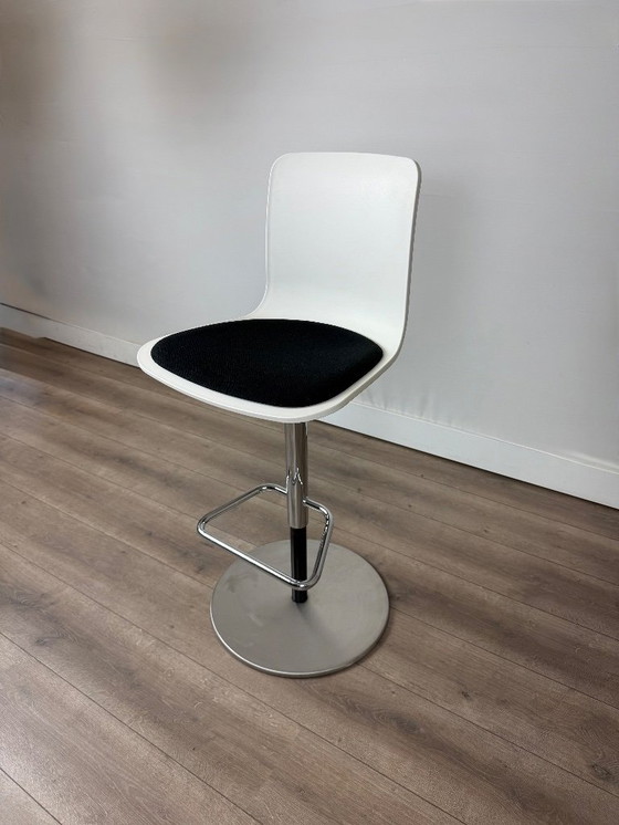 Image 1 of 4x VITRA Hal re barkruk