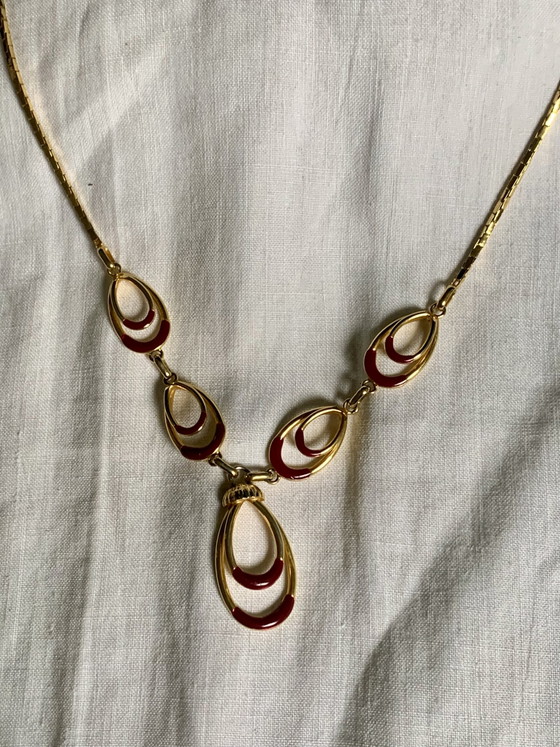 Guy Laroche Necklace, 1970s/80s, Cherry Red Enamel in Gold Plated – Gifts, Other (photo 3 of 8)