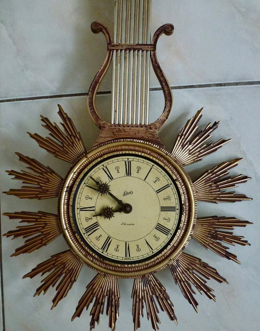 Una meridiana vintage Schatz Elexacta degli anni '60.