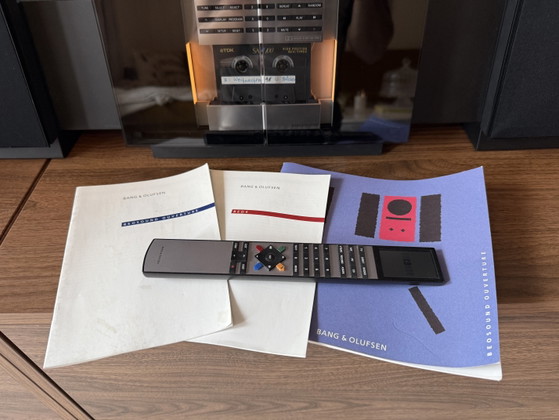 Bang & Olufsen BeoSound Ouverture con BeoLab 2500 y Beo4 – Conjunto completo revisado – Bang&Olufsen (photo 9 of 15)