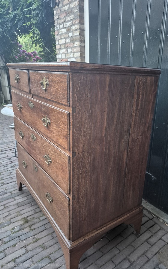 Image 1 of Antike, elegante englische Eichenkommode, georgianische Kommode