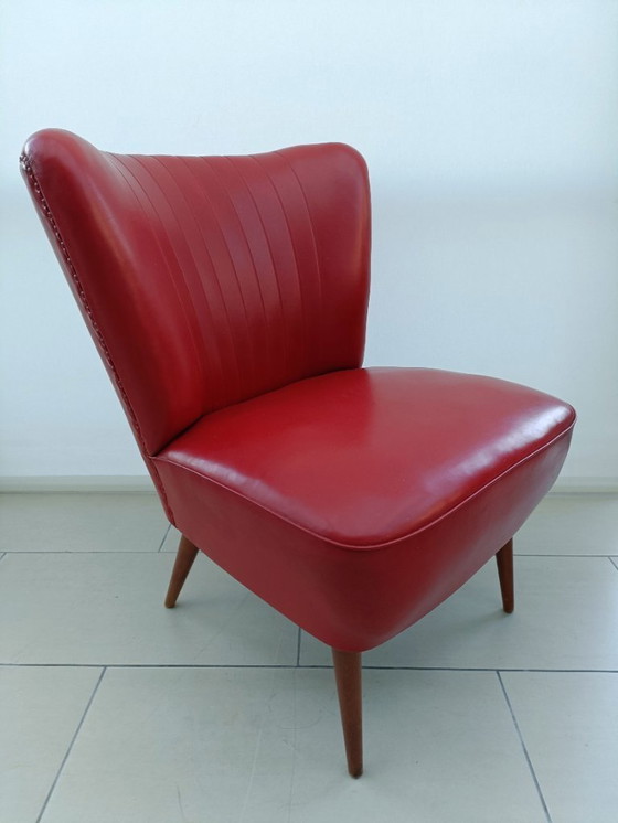 Image 1 of Stoel à cocktail rétro vintage, skai leder zetel du milieu du siècle. Fauteuil cocktail d'exposition vintage, années 1950.
