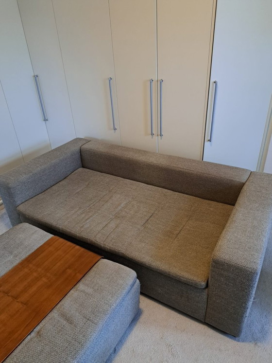 Image 1 of Divano a due posti con pouf - BoConcept