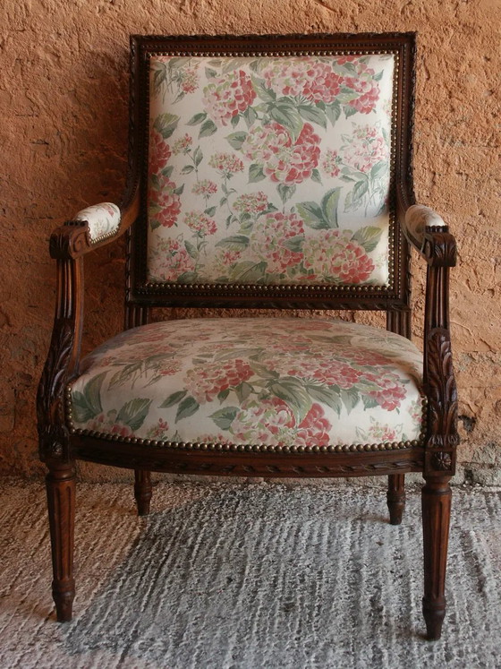 Wooden armchair, Pink (photo 5 of 5)