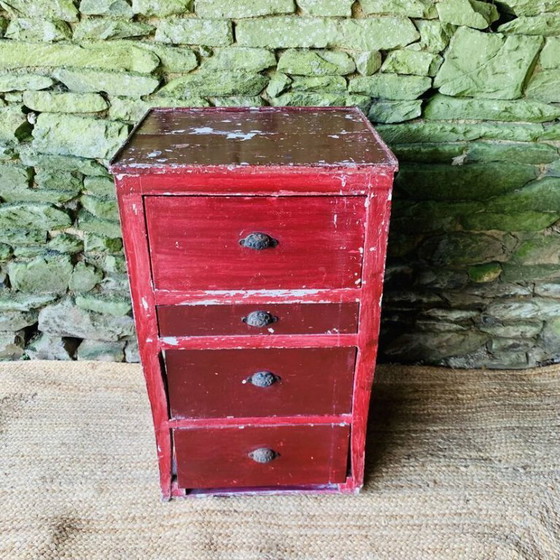 Image 1 of Arcón atípico de 4 cajones