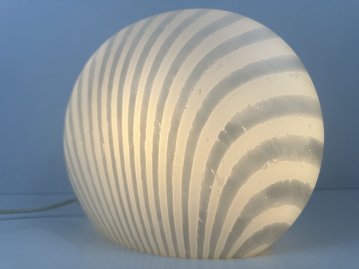 Peill & Putzler Zebramuschel-Tischlampe