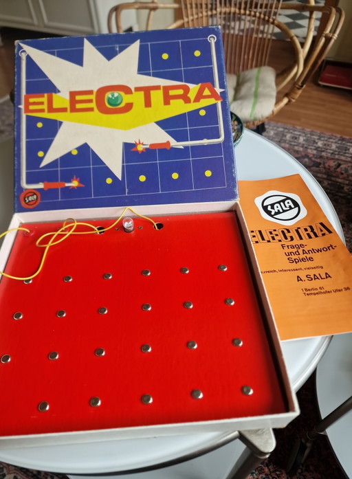Juego educativo clásico Elektra de Sala – decoratieve objecten, Metal, Paper (photo 2 of 5)