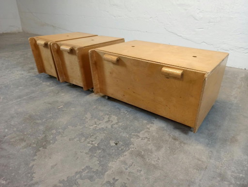 Juego de 3 baúles de madera con ruedas