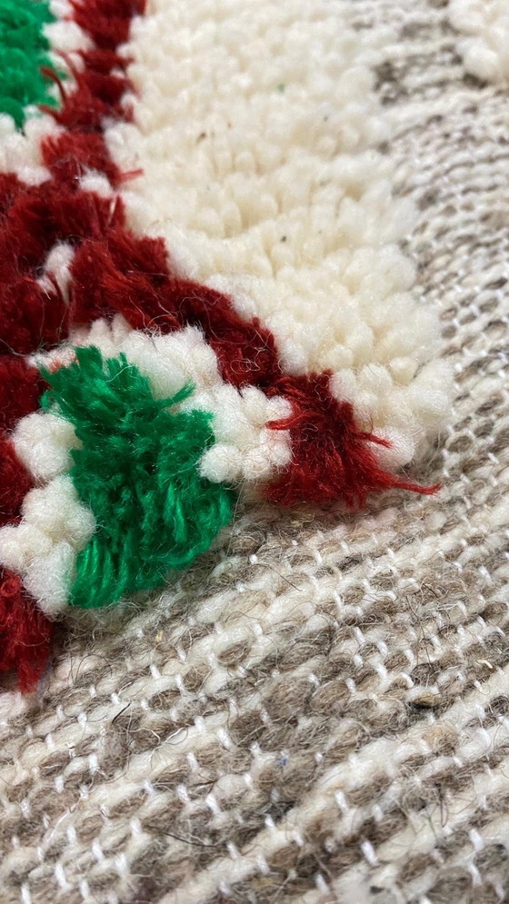 Image 1 of Authentiek Handgemaakt Berber Tapijt uit het Atlasgebergte – 100% Wol – 150 x 100 cm