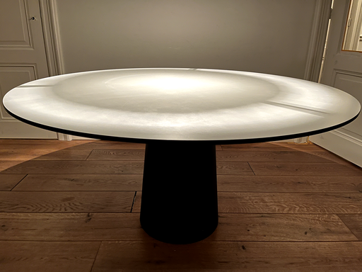 Mesa contenedor Moooi de Marcel Wanders