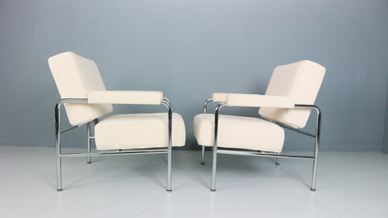 Image 1 of 2x Fauteuil Wagon Fumoir LC13 Le Corbusier, 1931