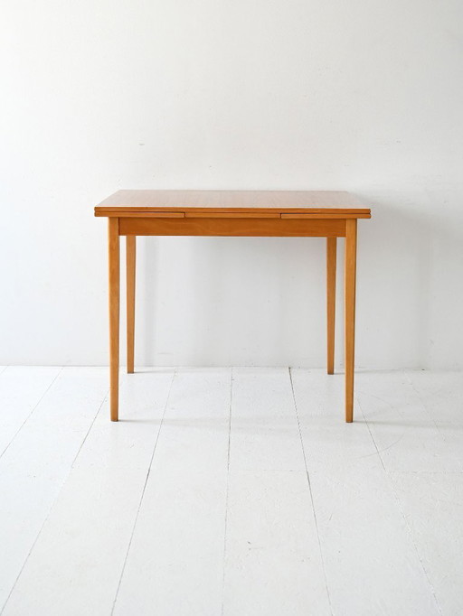 Vintage Scandinavian Extendable Teak Veneered Dining Table