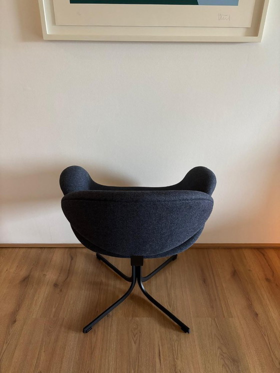 Image 1 of Artifort Little Tulip chair