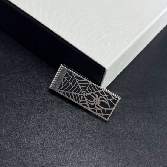 Un nuovissimo fermasoldi Montblanc – Regali, Metal (photo 3 of 5)