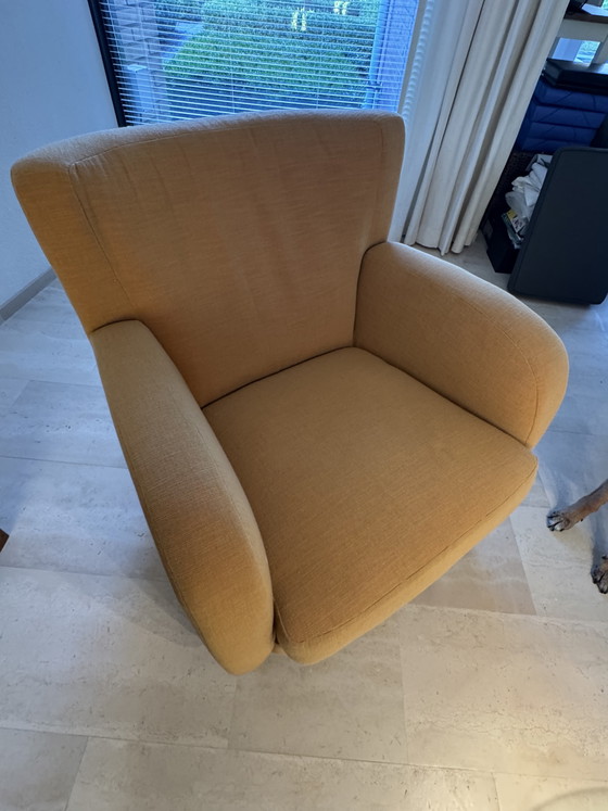 Image 1 of Momo bankfauteuil in okergele stof