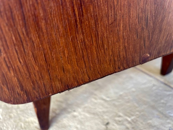 Image 1 of Cómoda de roble de mediados de siglo con cinco cajones, década de 1950