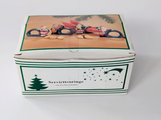 Image 1 of Set di 4 anelli per tovaglioli in porcellana vintage | Decorazioni natalizie tedesche dipinte a mano