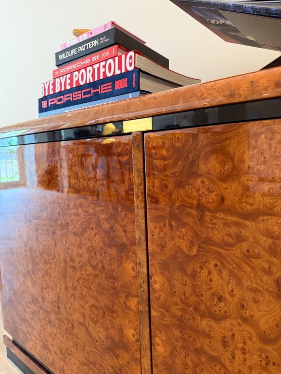 Image 1 of Buffet italien vintage en ronce de noyer