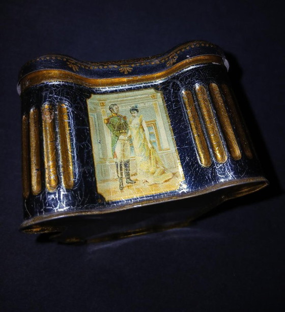 Image 1 of Pernot biscuit advertising tin made of screen-printed metal