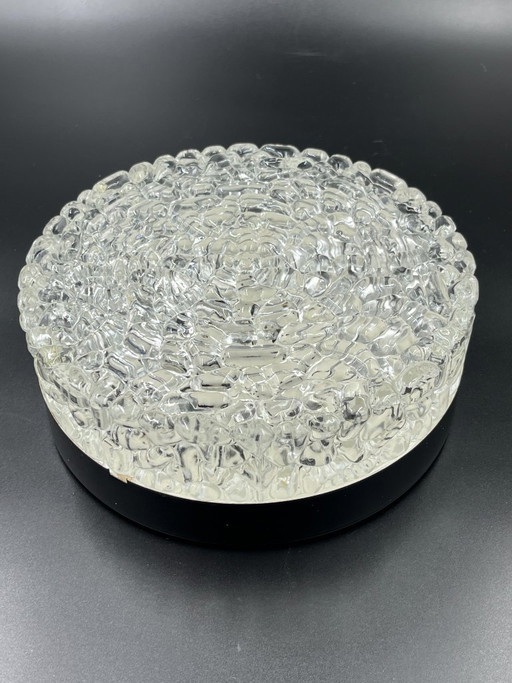 Lámpara de techo redonda de estilo brutalista en cristal glaciar vintage.