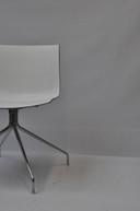 Arper Catifa 46 swivel chairs – set of 4 – white & black shell + chrome base