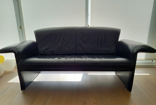 JORI Sofa JR-2700, 2,5-Sitzer, Leder, Konia Black, mit verstellbaren Rückenlehnen