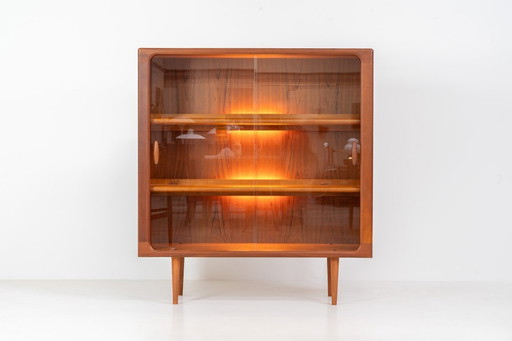 Vitrine de Svend Dyrlund (Danemark, années 1960).