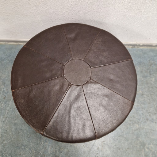 1970 Vintage Footstool Tabouret rond en cuir