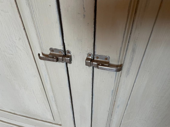 Image 1 of Vitrine haute de cuisine 266 cm, style français