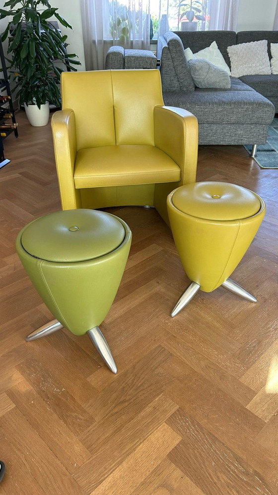 Image 1 of Conjunto sillón Leolux + 2 taburetes Tamtam