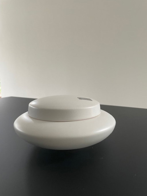 Elegant vintage porcelain jewelry box – Flora Design Hardenberg