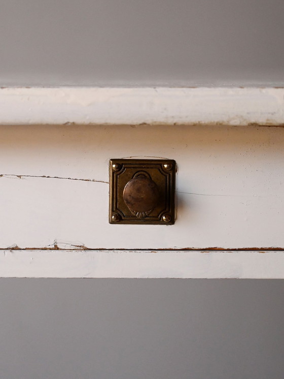 Image 1 of Paar mid-century Scandinavische witgeschilderde nachtkastjes