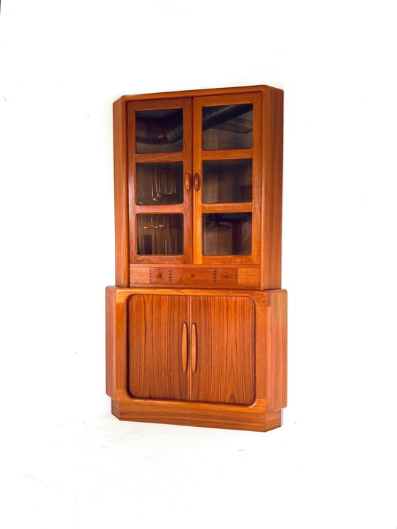 Image 1 of Vitrine d'angle vintage en teck, Dyrlund '70s